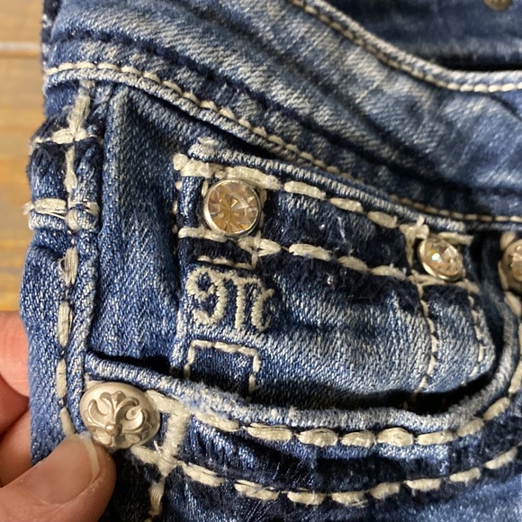 Miss me size 27 skinny jeans. - Picture 12 of 13